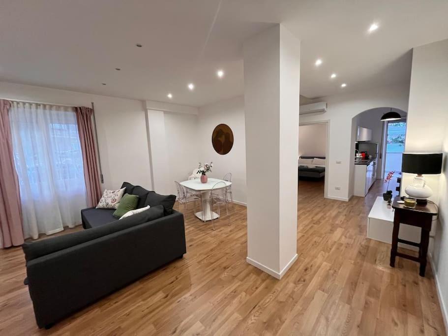 La Casa Di Lillidu - Napoli Most Exclusive Area Apartment Exterior photo