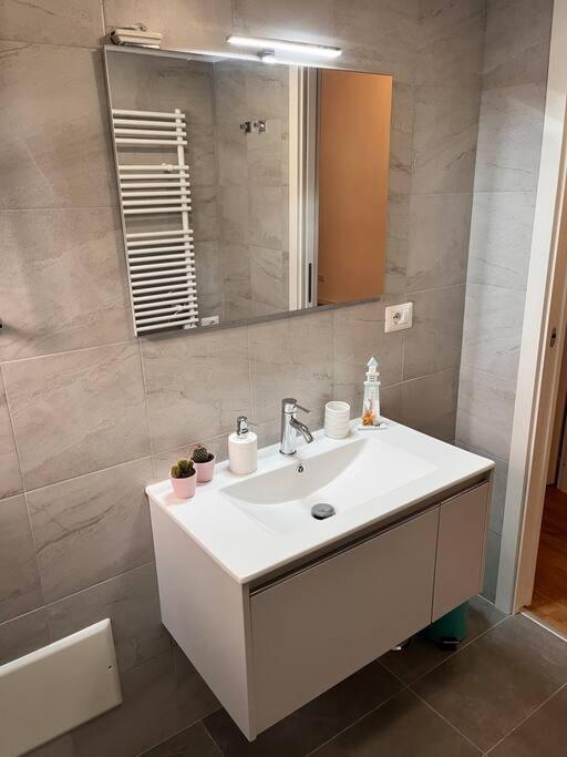 La Casa Di Lillidu - Napoli Most Exclusive Area Apartment Exterior photo